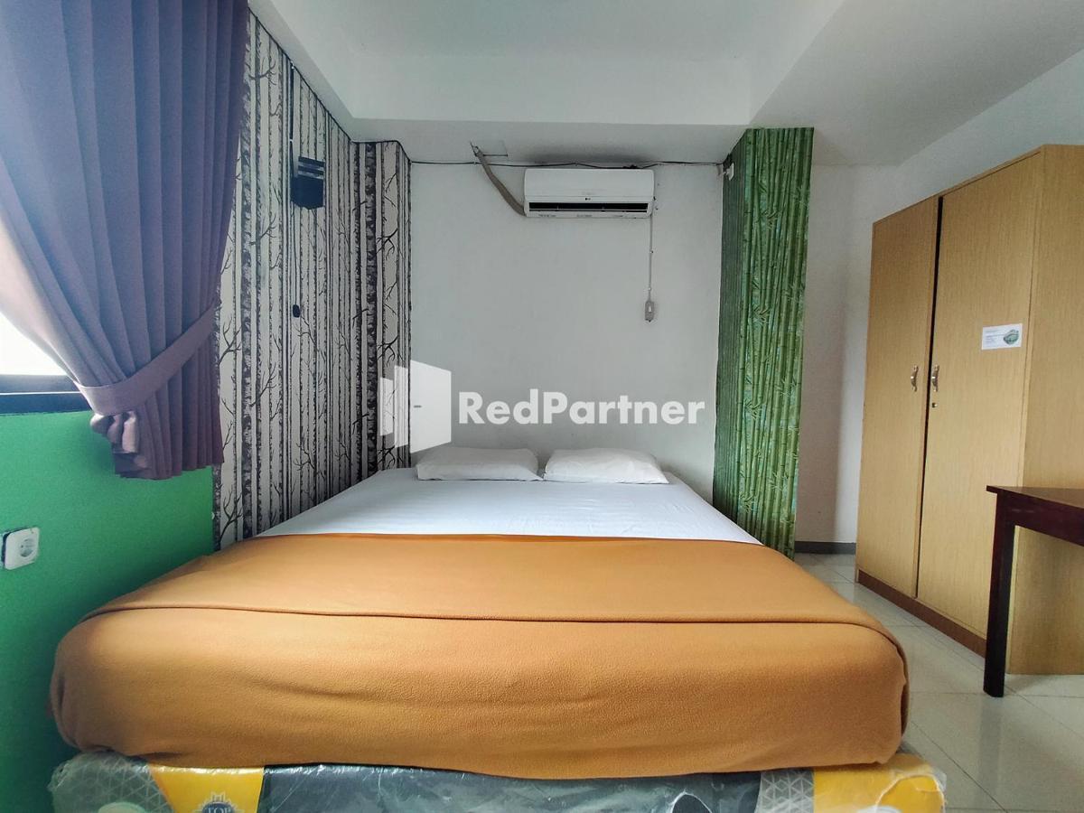 Hotel Ayu Lestari Ternate Redpartner Exterior photo